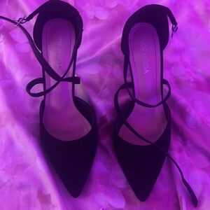 black heels 🖤